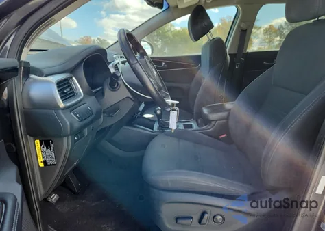 2017 Kia Sorento Lx from USA, damaged, VIN 5XYPG4A3XHG242844